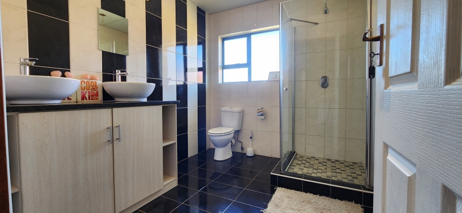 4 Bedroom Property for Sale in Baillie Park North West